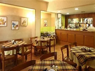 Hotel Myrto 3*